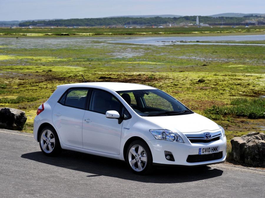  Toyota Auris HSD 2010 года  (UK) (фото 21 из 29)